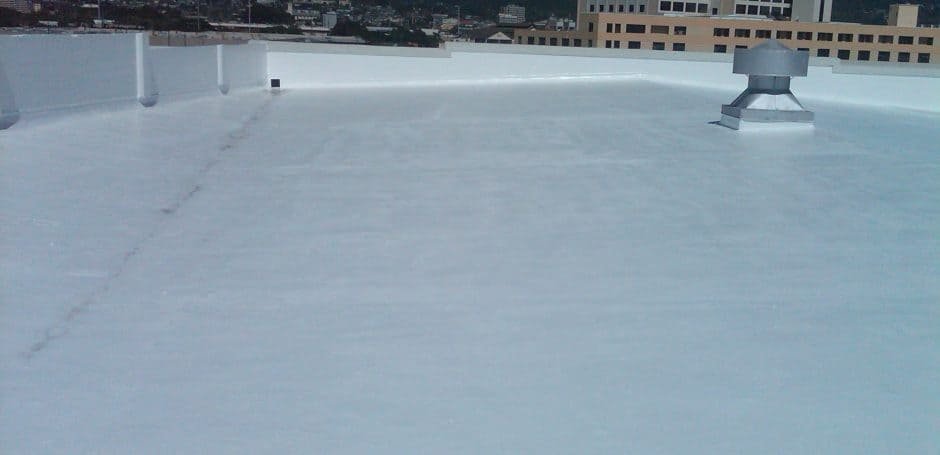 شركة عزل أسطح في الدمام بأسعار مميزة مع ضمان 10 سنوات ضد تسرب المياه.